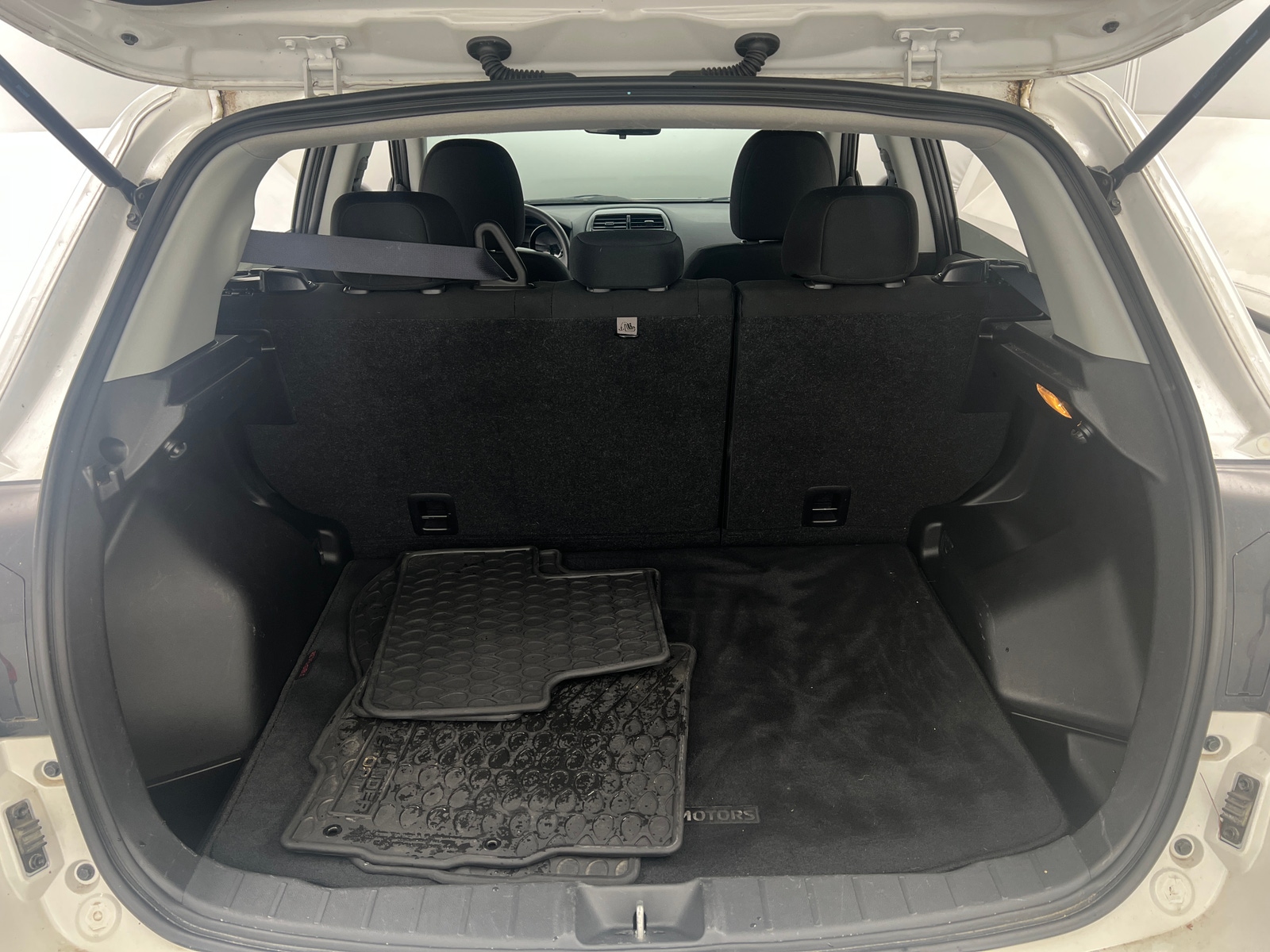 Thumbnail: 2020 Mitsubishi Outlander Sport - 7