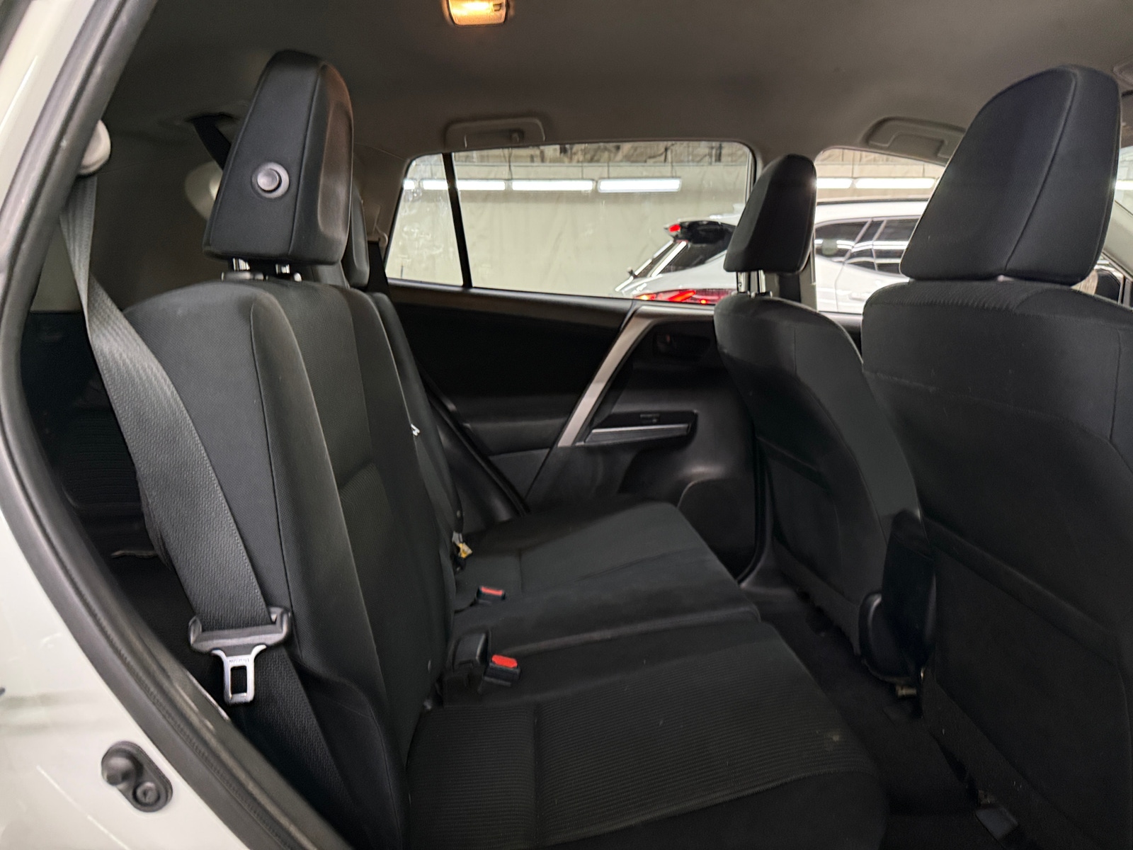 Thumbnail: 2016 Toyota RAV4 - 6