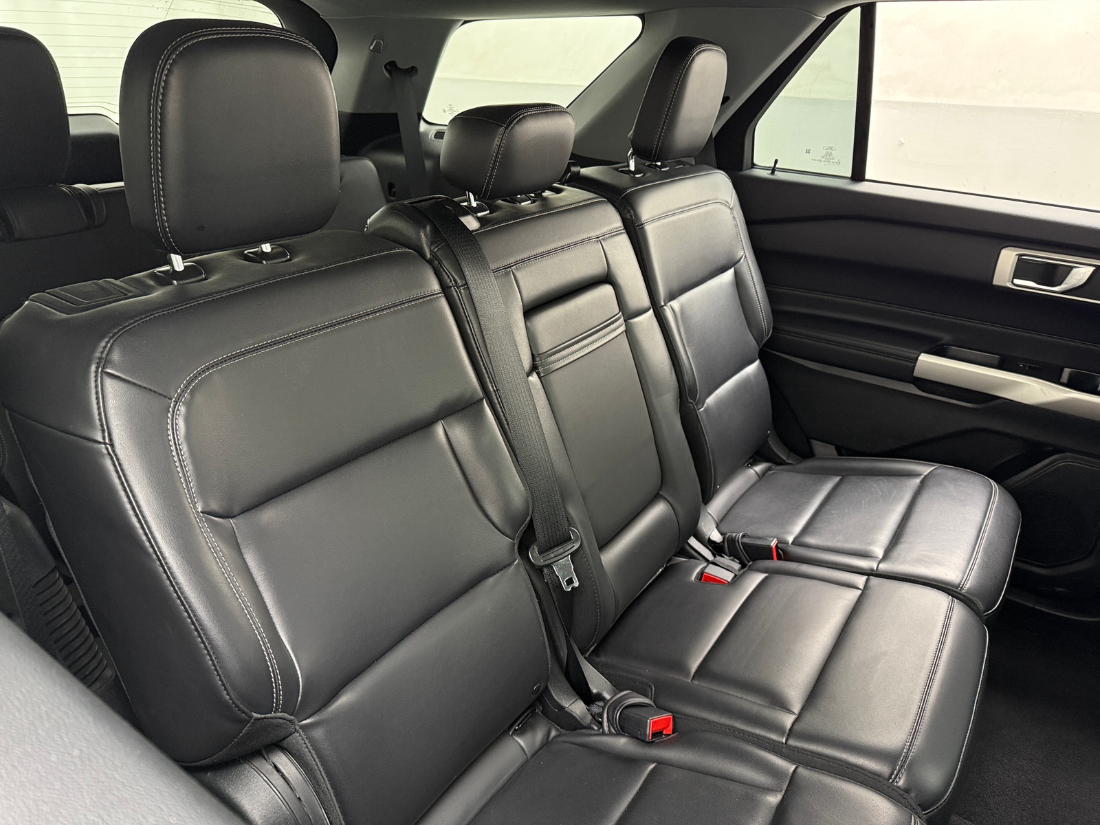 Thumbnail: 2021 Ford Explorer - 6