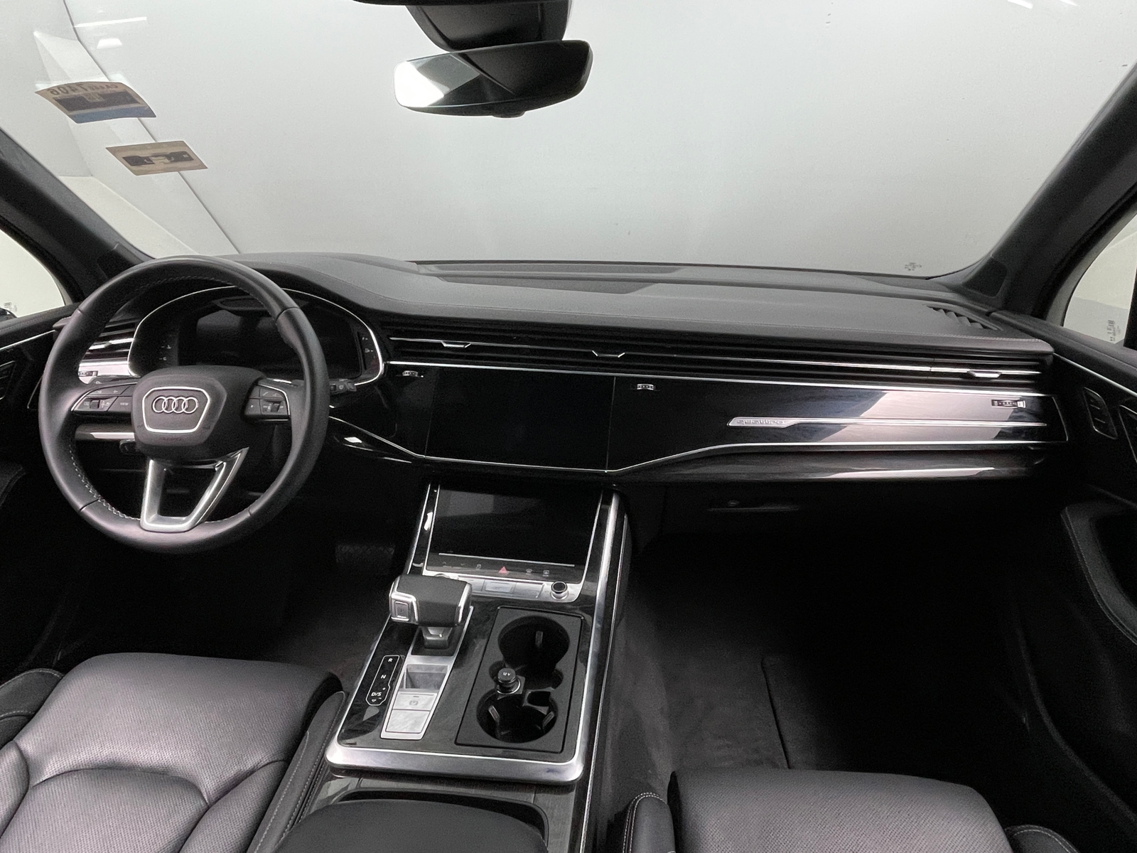 Thumbnail: 2025 Audi Q7 - 2