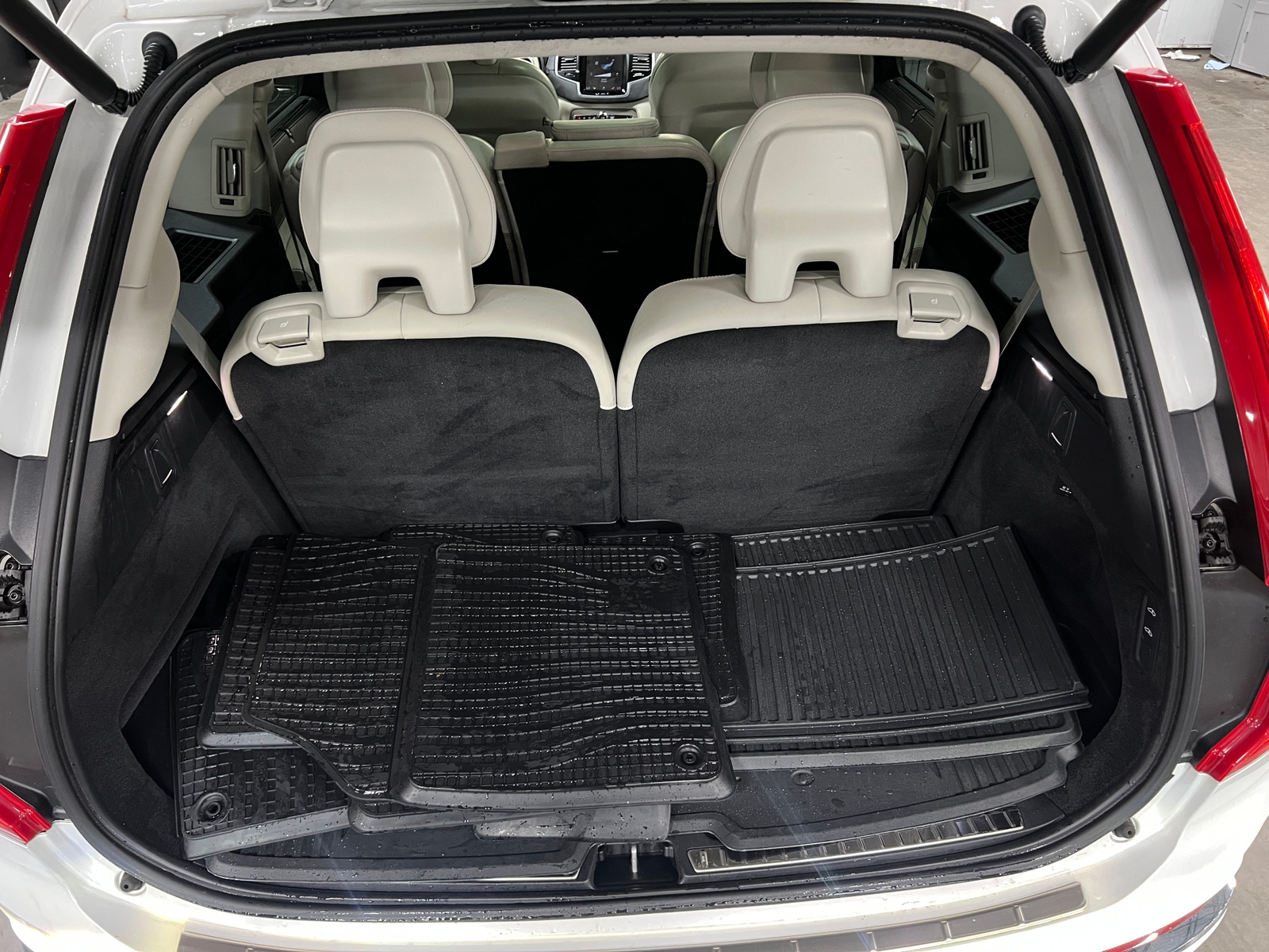 Thumbnail: 2021 Volvo XC90 - 6