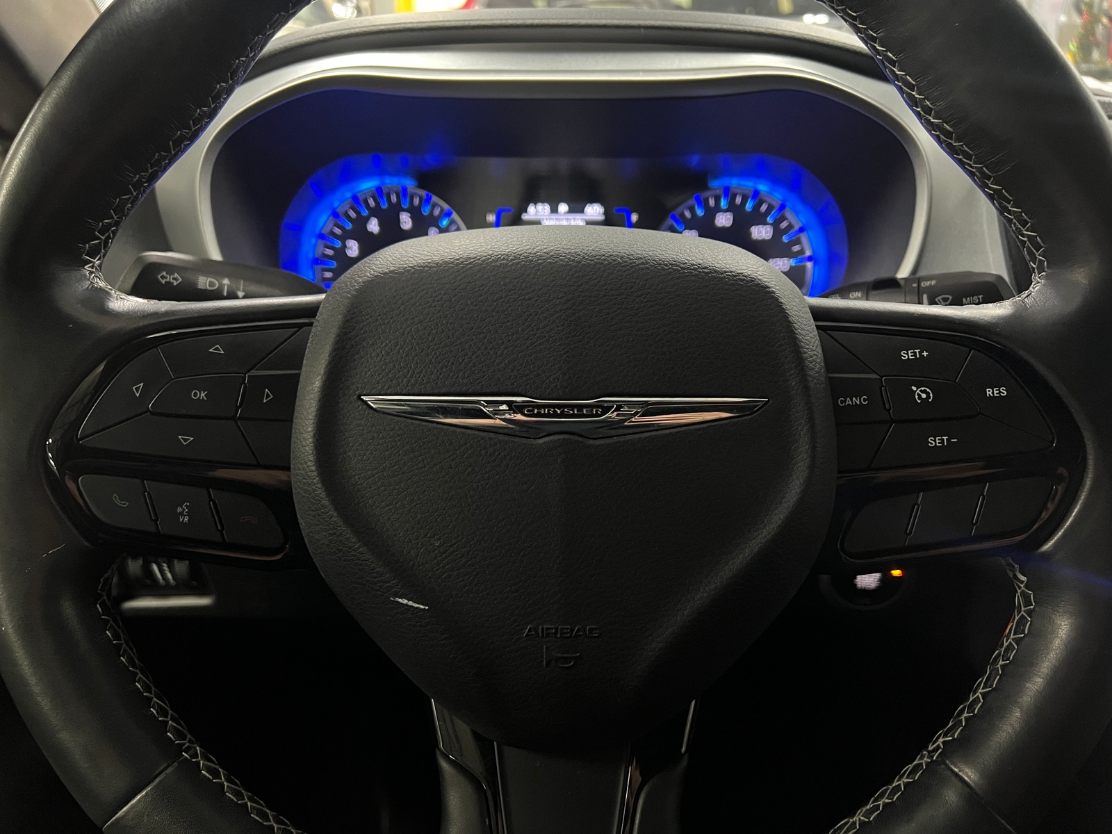 Thumbnail: 2020 Chrysler Pacifica - 4