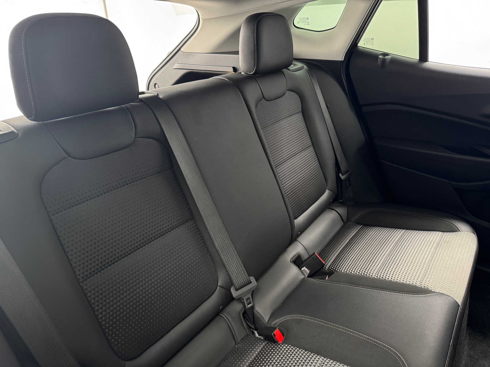 Thumbnail: 2025 Chevrolet Trax - 6