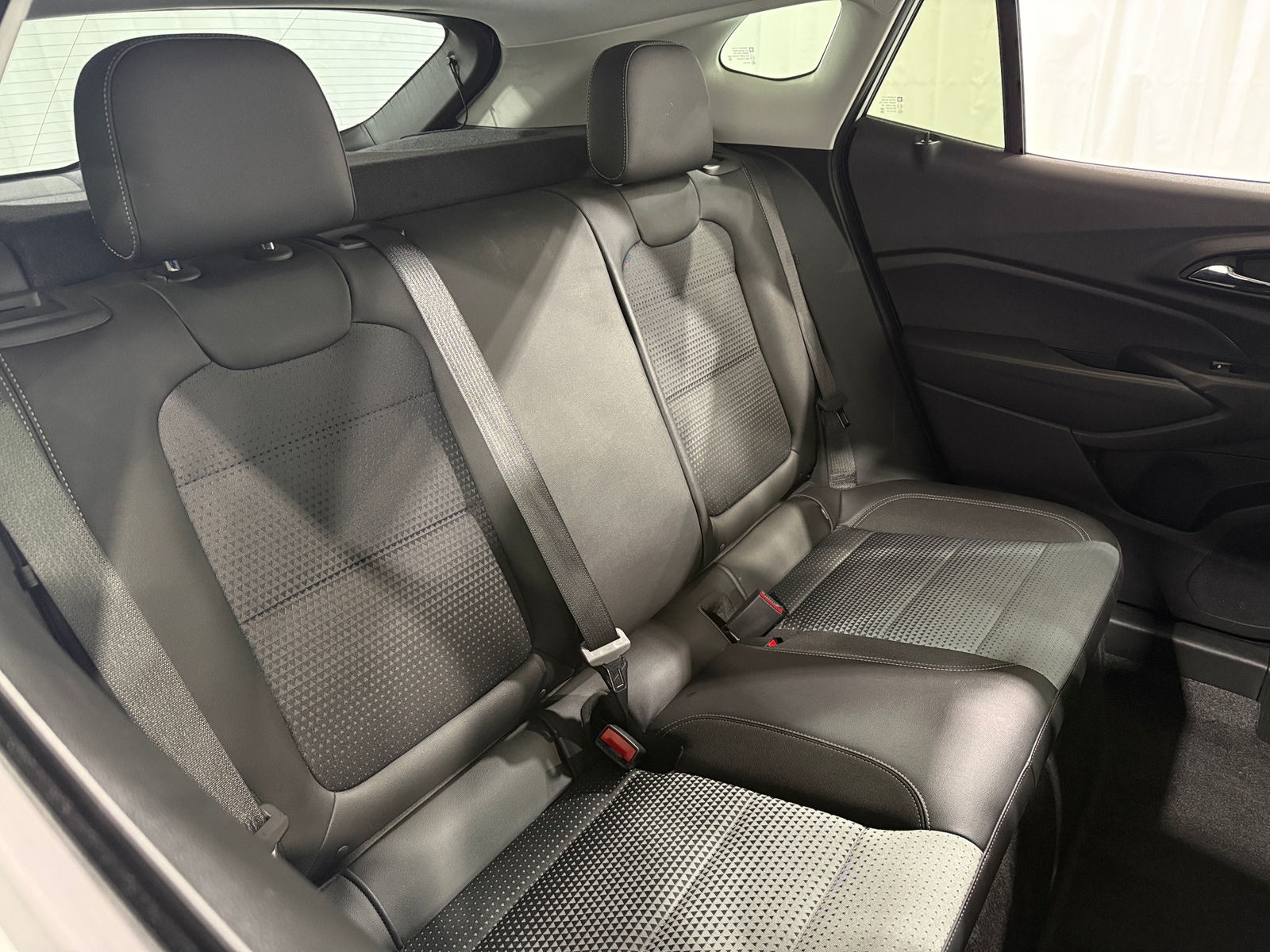 Thumbnail: 2025 Chevrolet Trax - 6