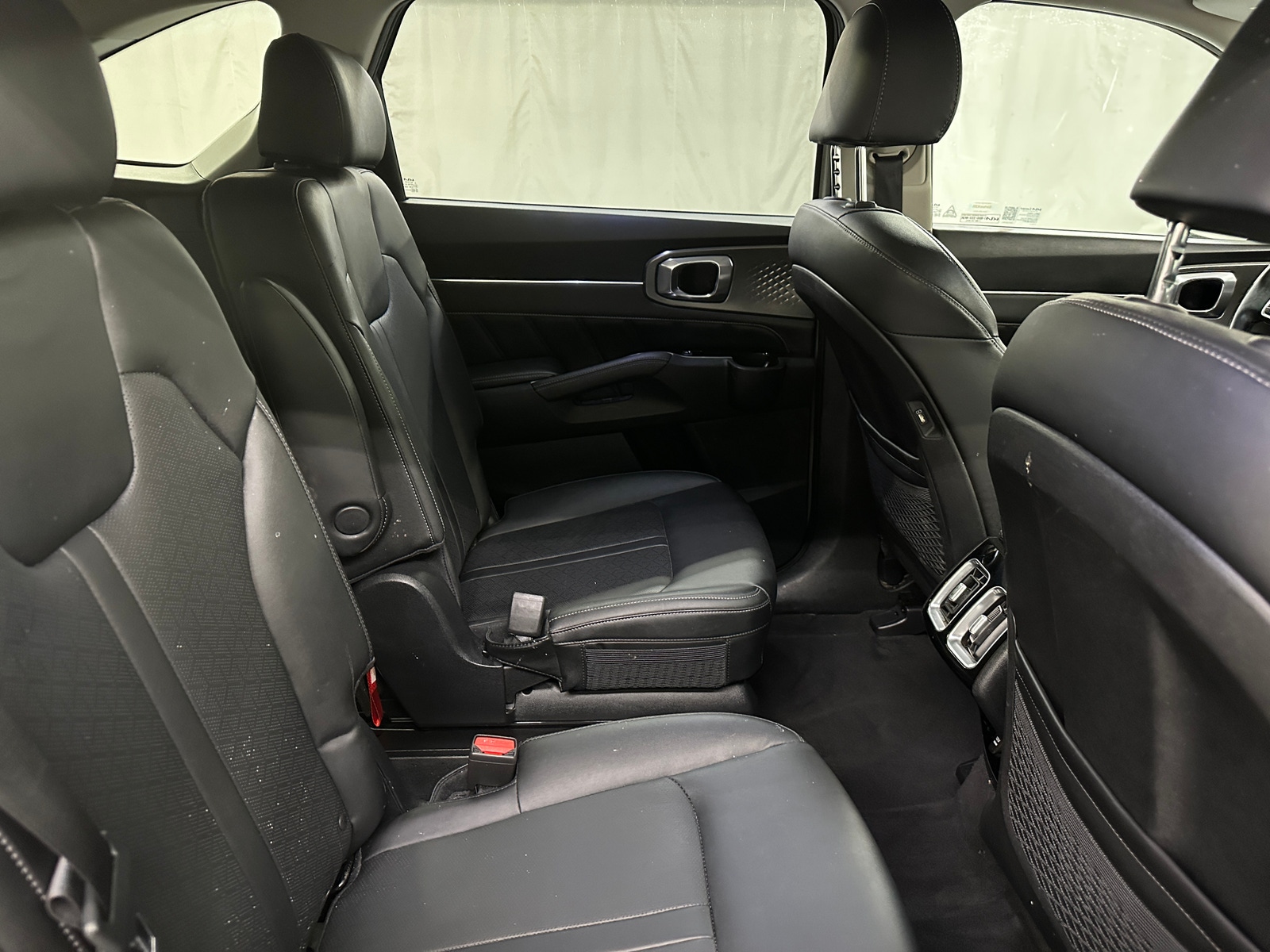 Thumbnail: 2022 Kia Sorento - 5