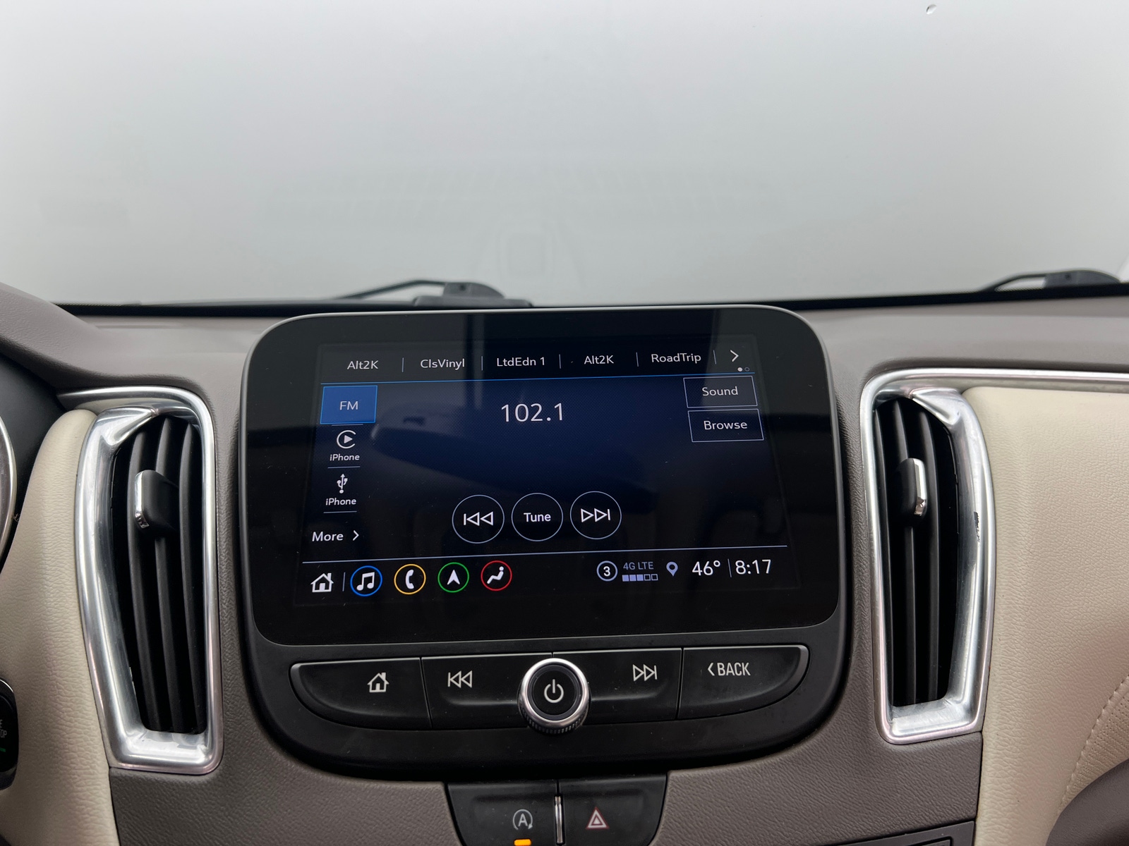 Thumbnail: 2024 Chevrolet Malibu - 3