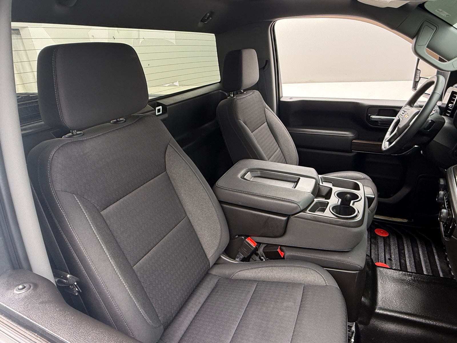 Thumbnail: 2024 Chevrolet Silverado 2500 - 2