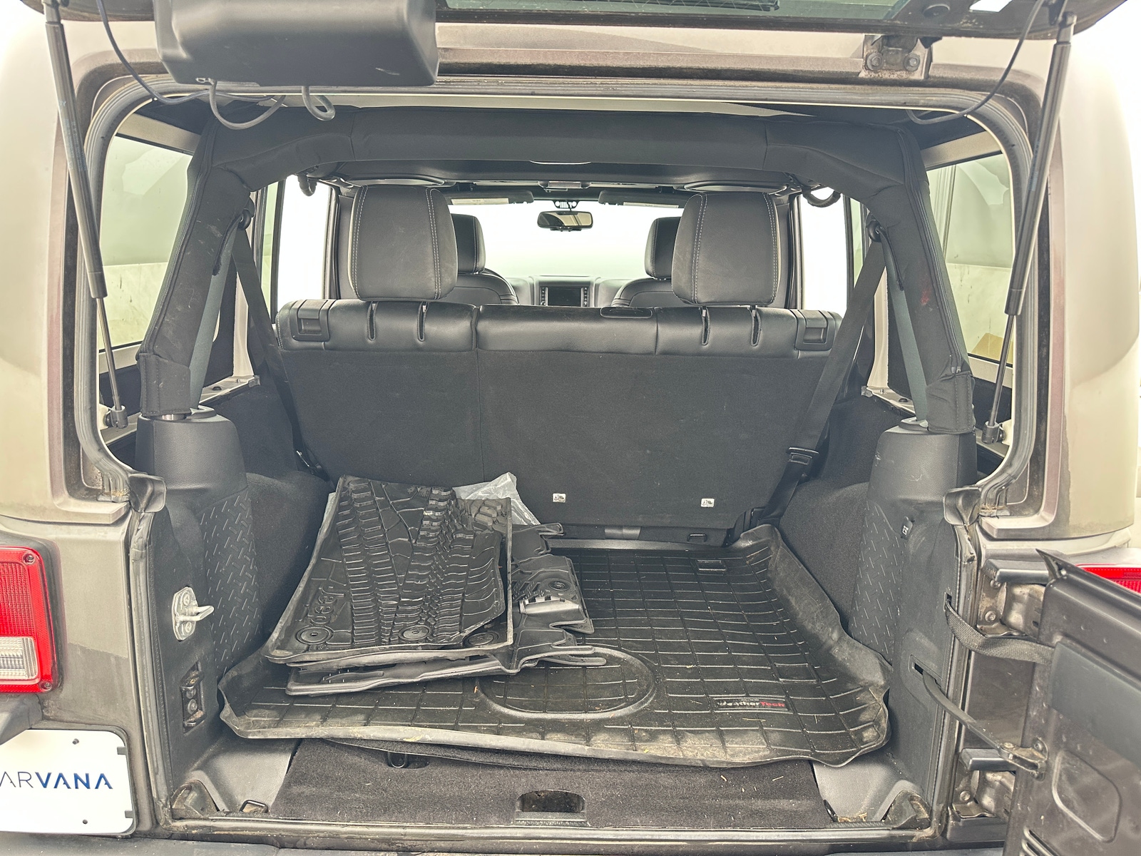 Thumbnail: 2016 Jeep Wrangler - 6