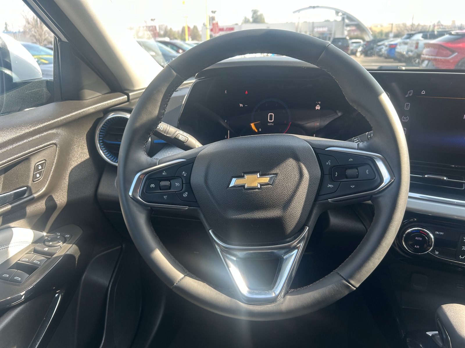 Thumbnail: 2025 Chevrolet Trax - 5