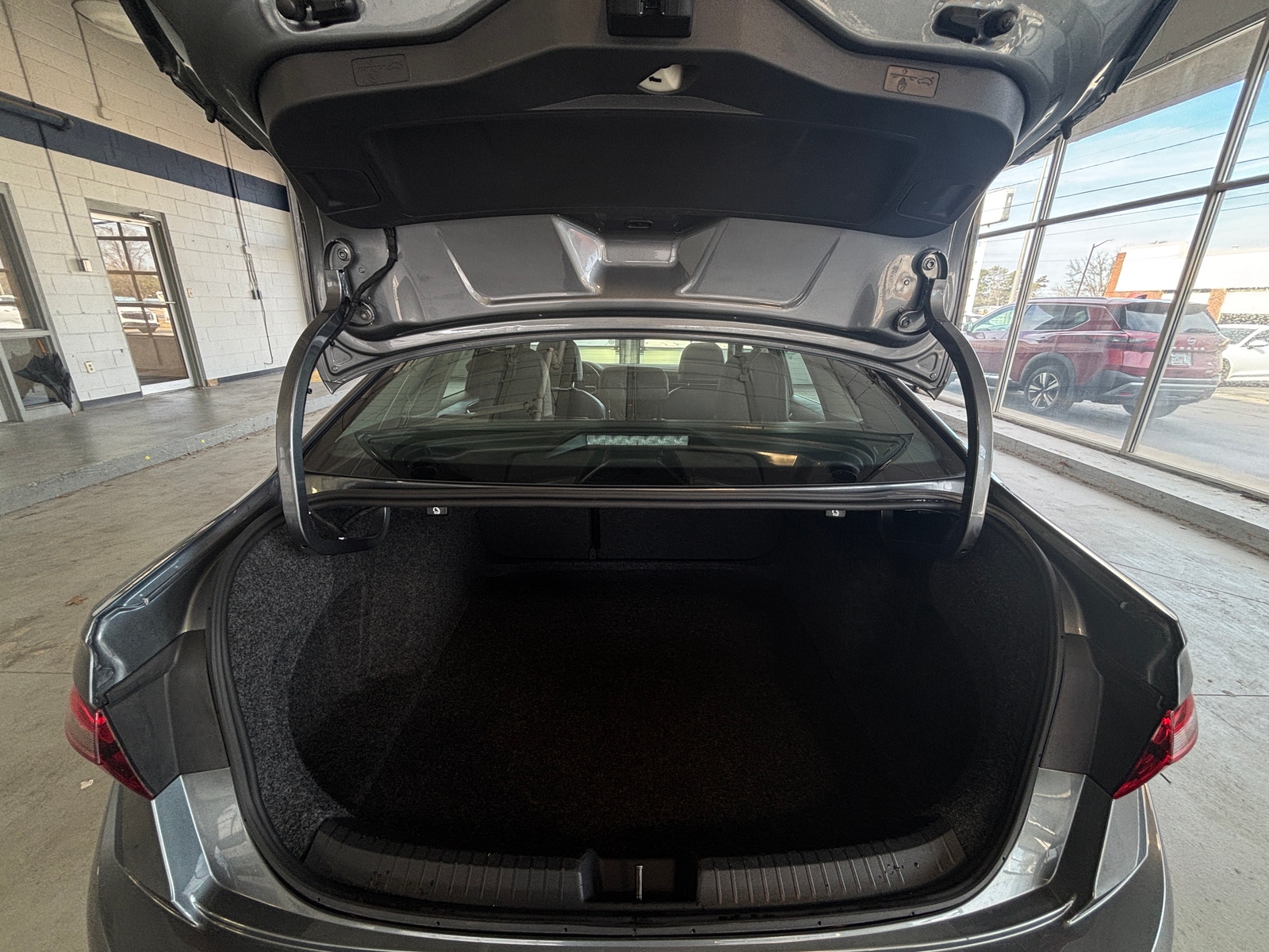 Thumbnail: 2025 Volkswagen Jetta - 6