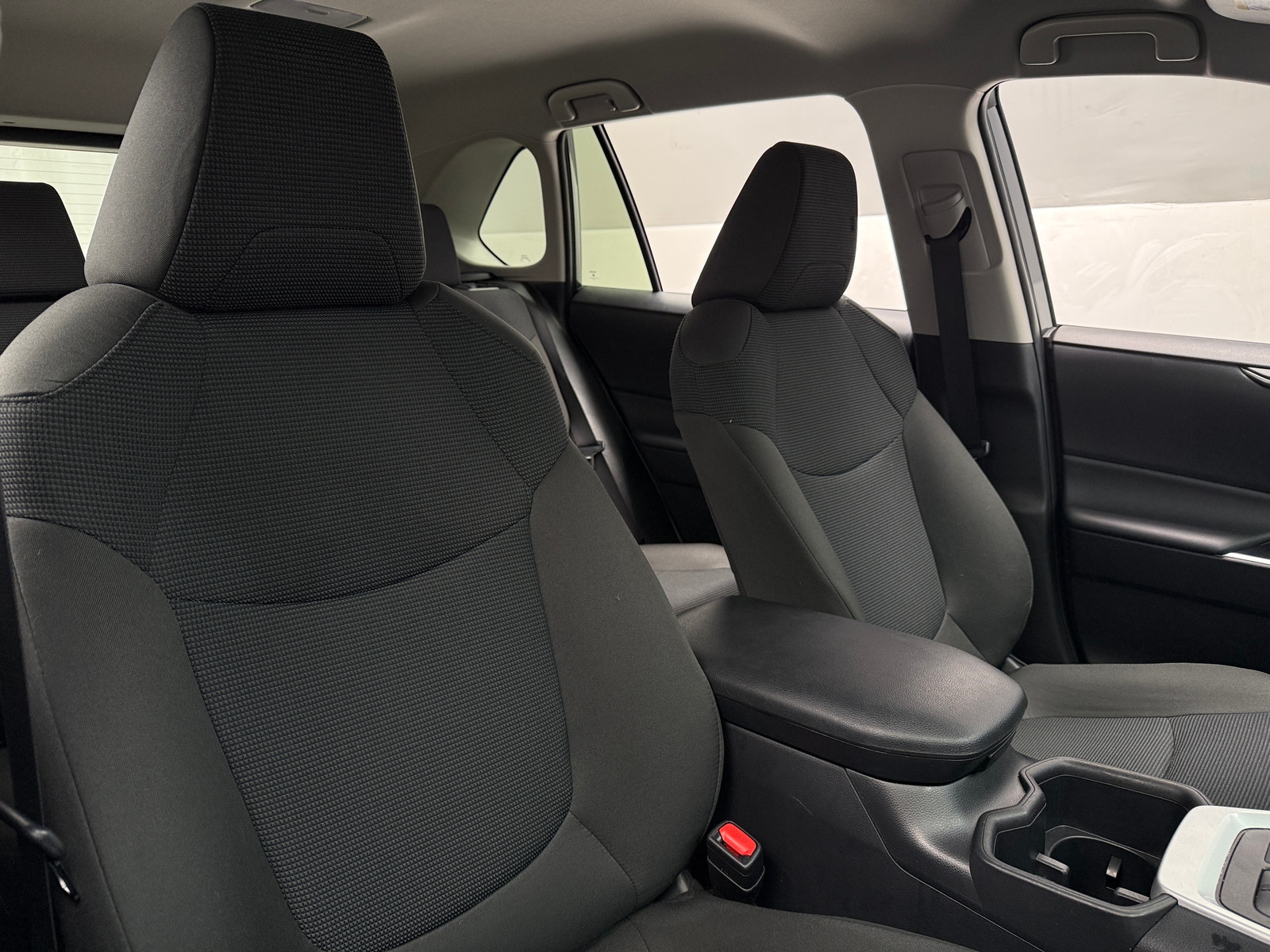 Thumbnail: 2025 Toyota RAV4 - 2