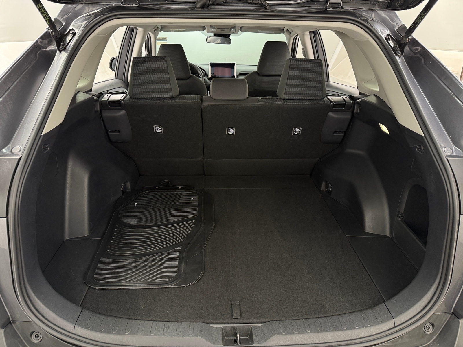 Thumbnail: 2025 Toyota RAV4 - 7