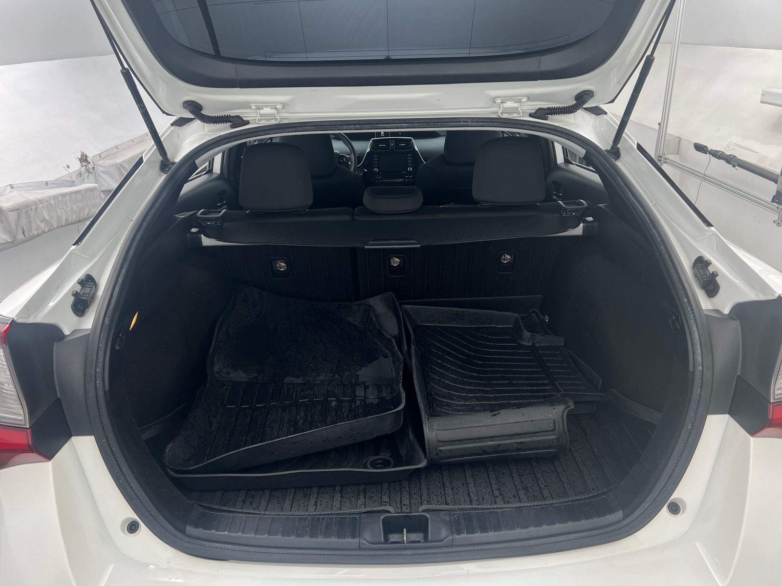 Thumbnail: 2021 Toyota Prius - 7