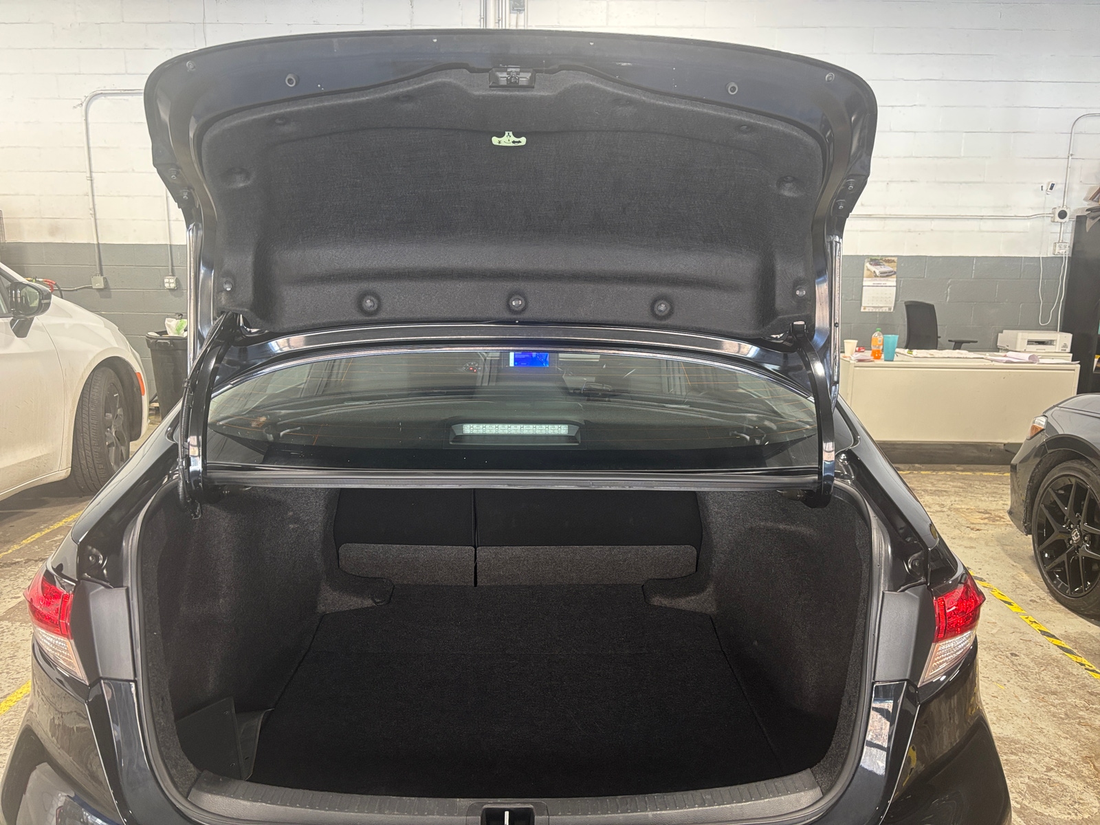 Thumbnail: 2025 Toyota Corolla - 6