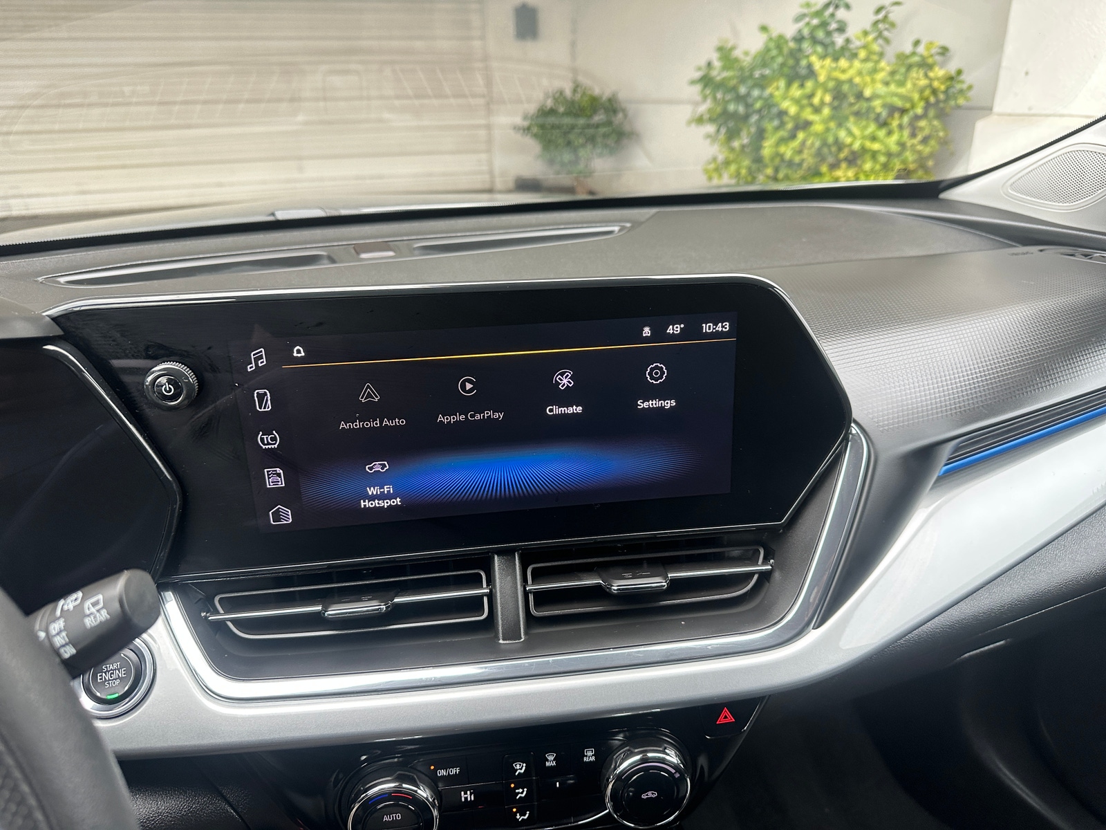 Thumbnail: 2025 Chevrolet Trax - 4