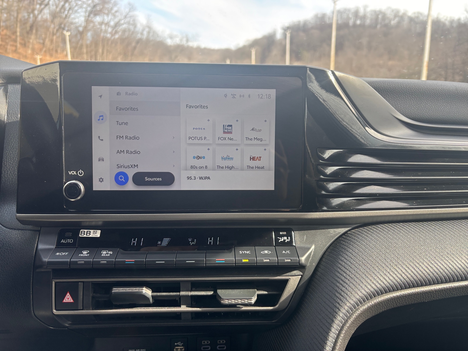 Thumbnail: 2025 Toyota Camry - 4