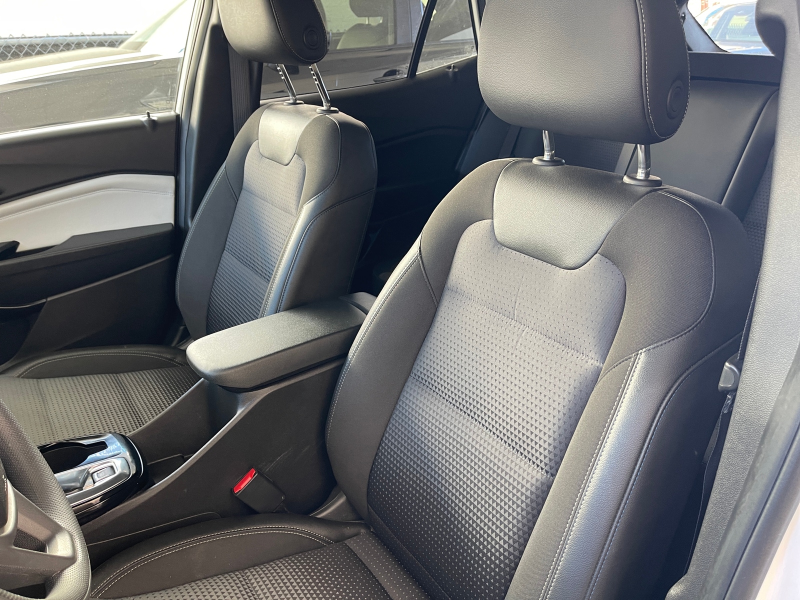 Thumbnail: 2025 Chevrolet Trax - 2