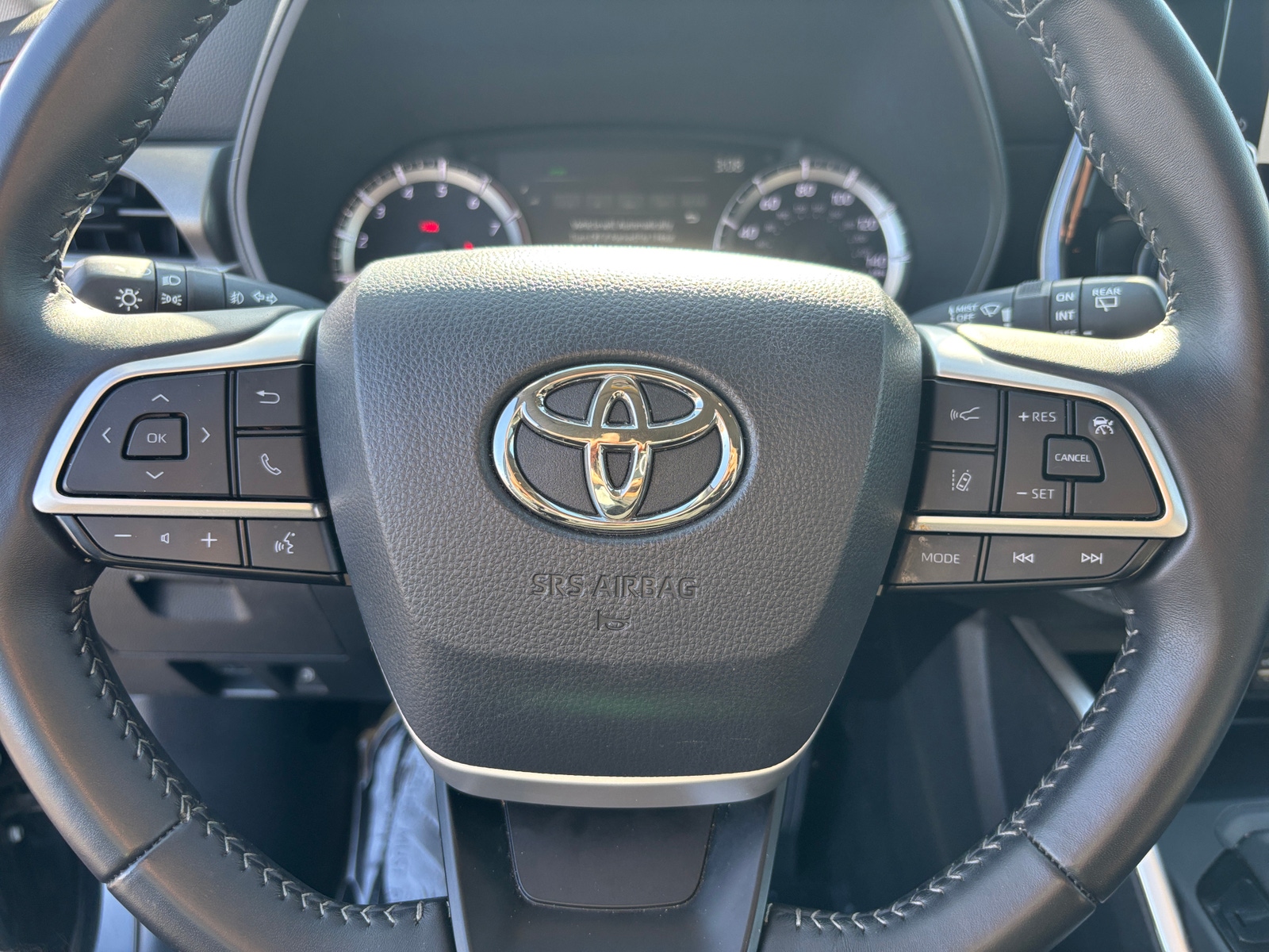 Thumbnail: 2025 Toyota Highlander - 5