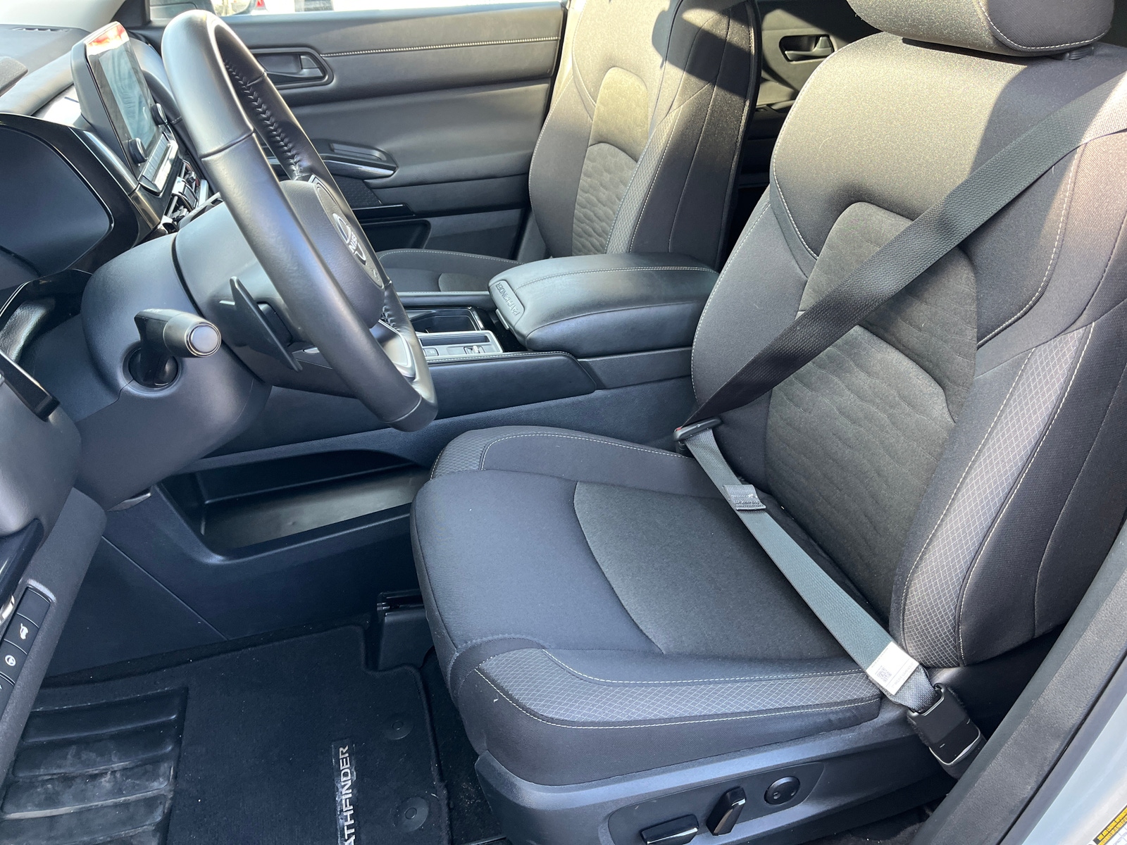 Thumbnail: 2025 Nissan Pathfinder - 2