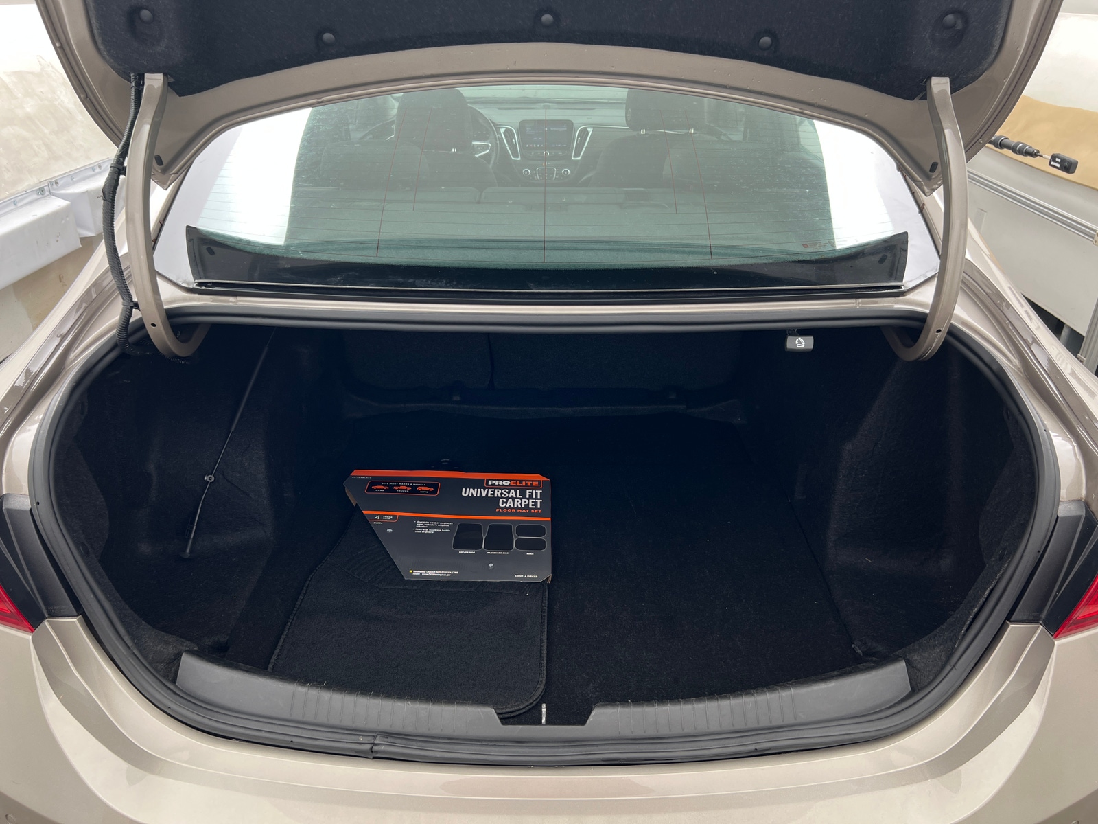 Thumbnail: 2023 Chevrolet Malibu - 7