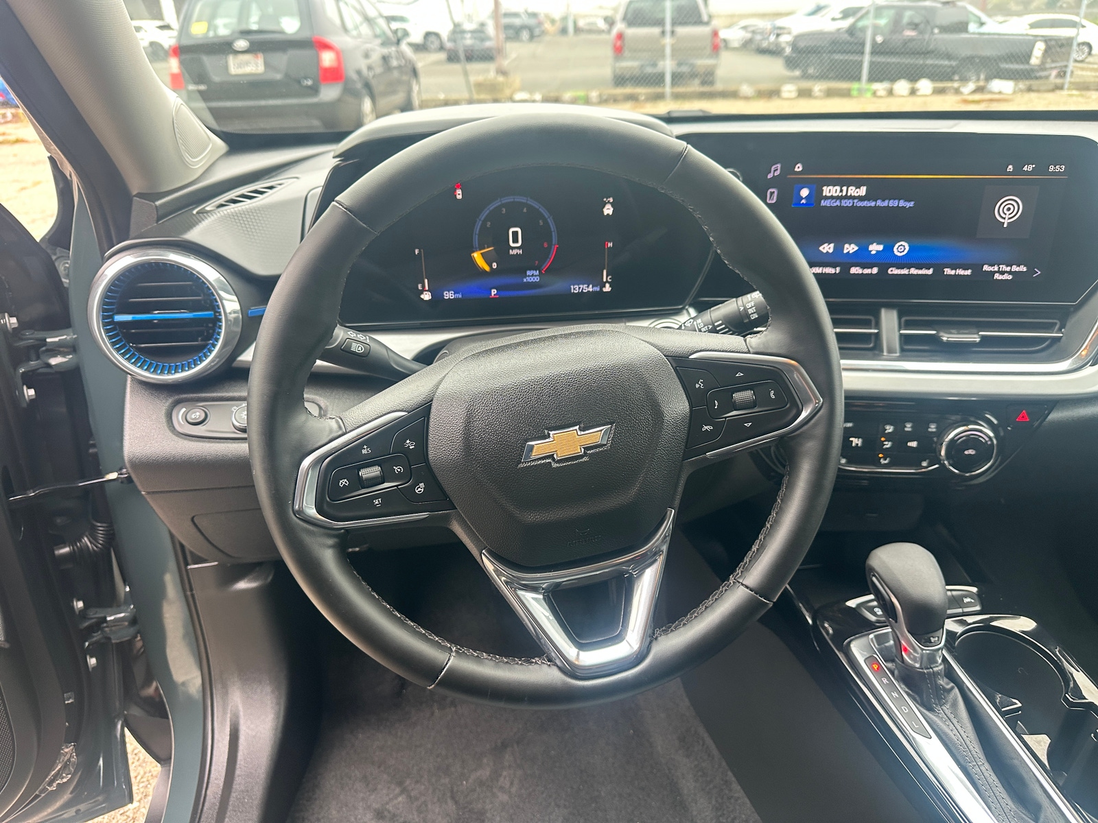 Thumbnail: 2025 Chevrolet Trax - 5