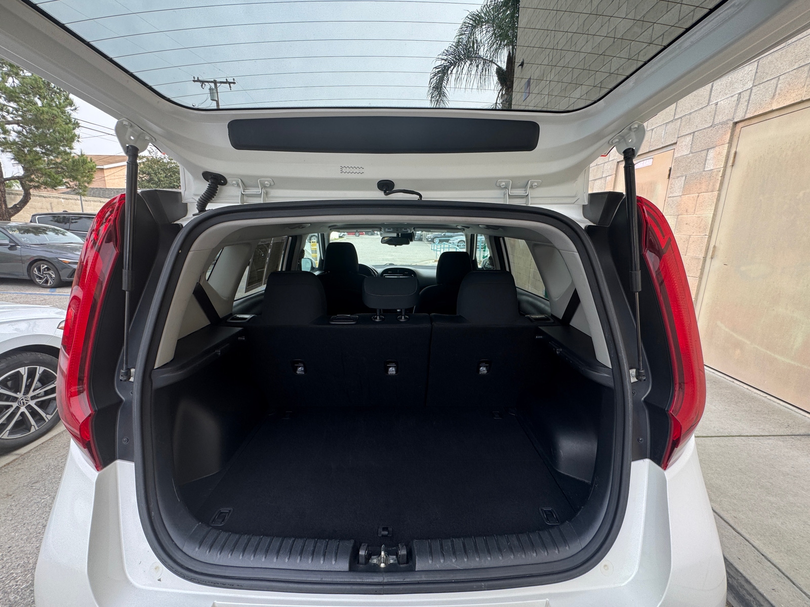 Thumbnail: 2021 Kia Soul - 6