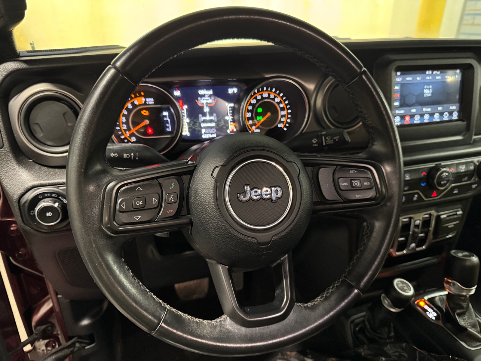 Thumbnail: 2021 Jeep Wrangler - 5