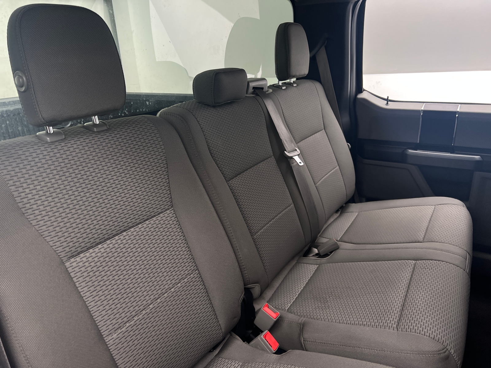 Thumbnail: 2018 Ford Econoline - 6