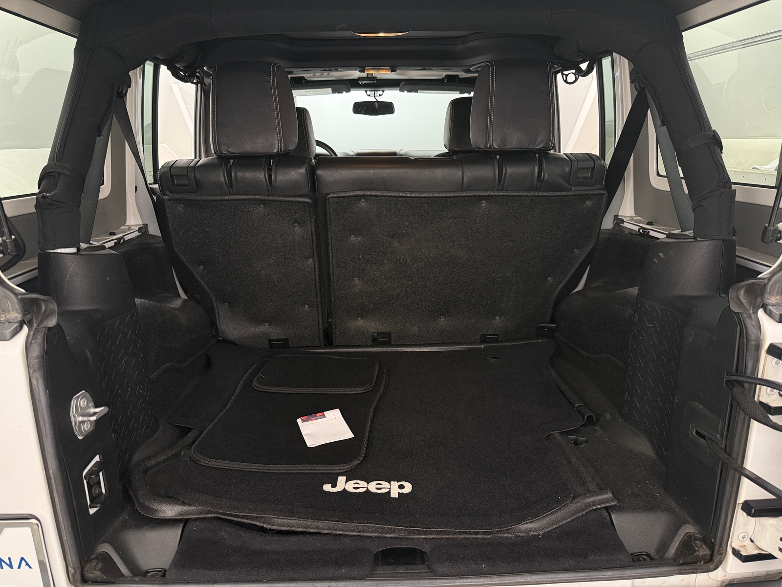 Thumbnail: 2017 Jeep Wrangler - 7