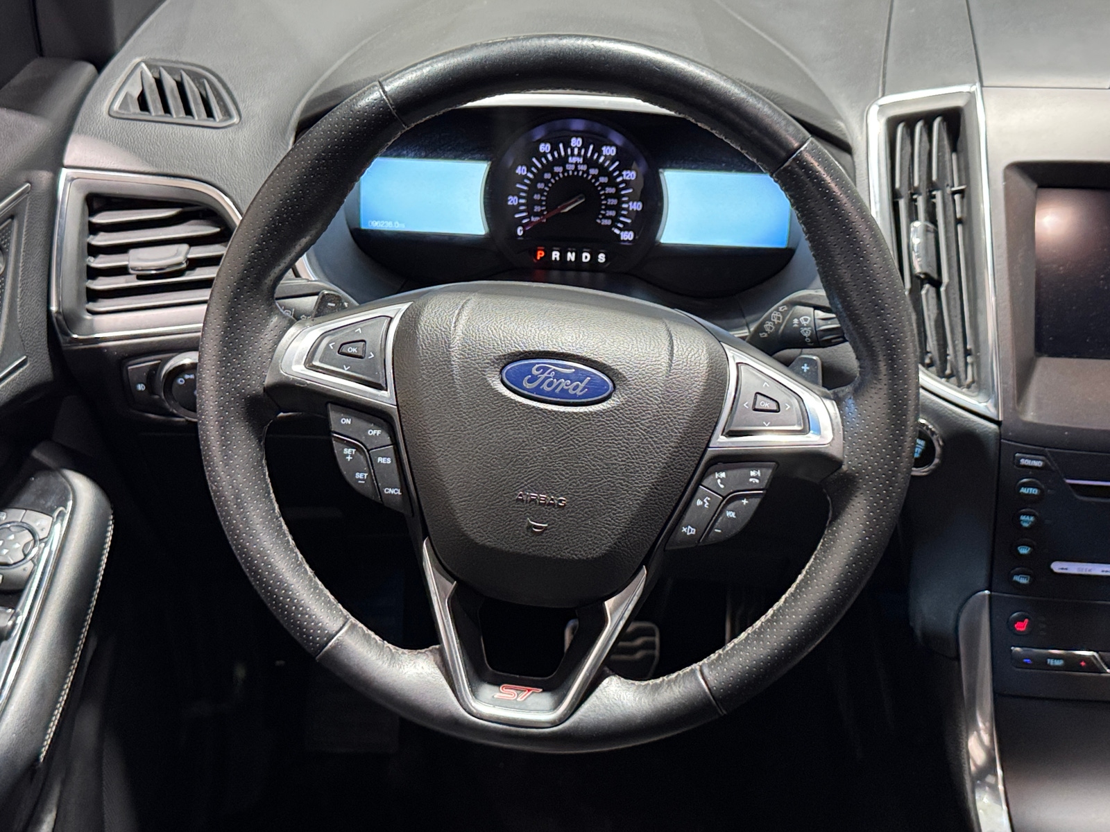 Thumbnail: 2019 Ford Edge - 4