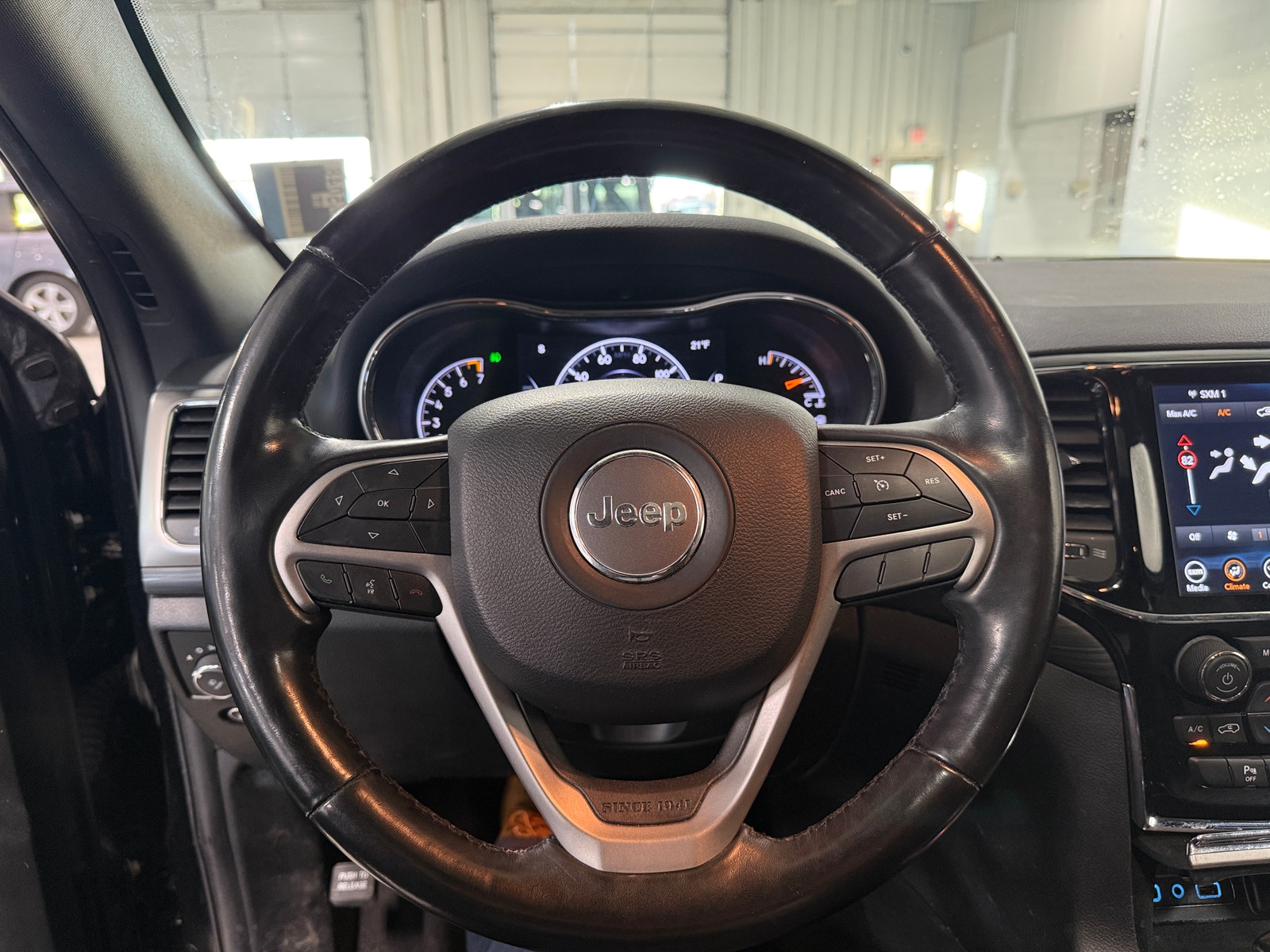 Thumbnail: 2020 Jeep Grand Cherokee - 5