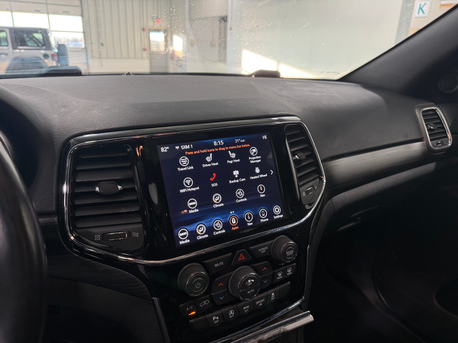 Thumbnail: 2020 Jeep Grand Cherokee - 4