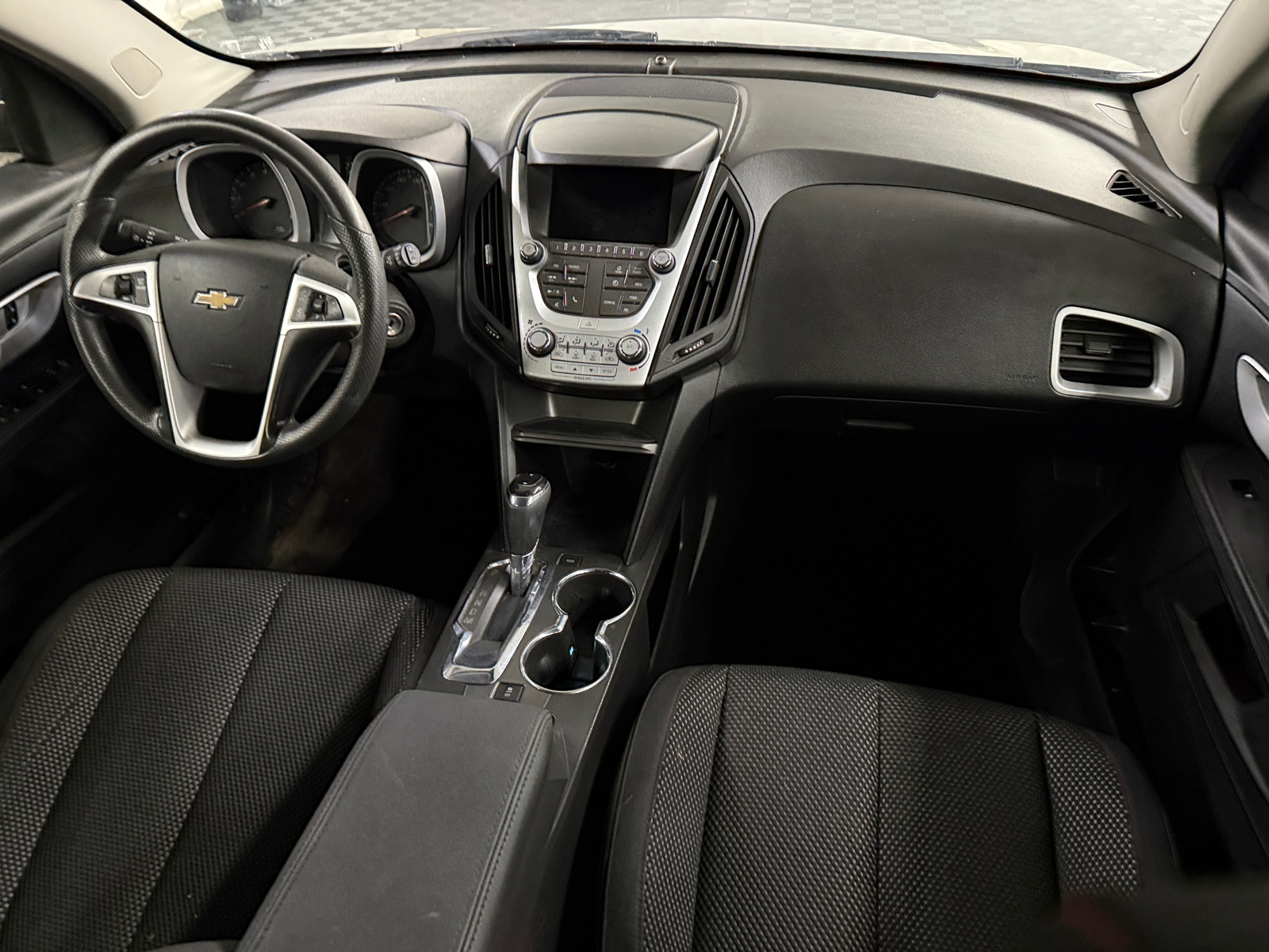 Thumbnail: 2017 Chevrolet Equinox - 3