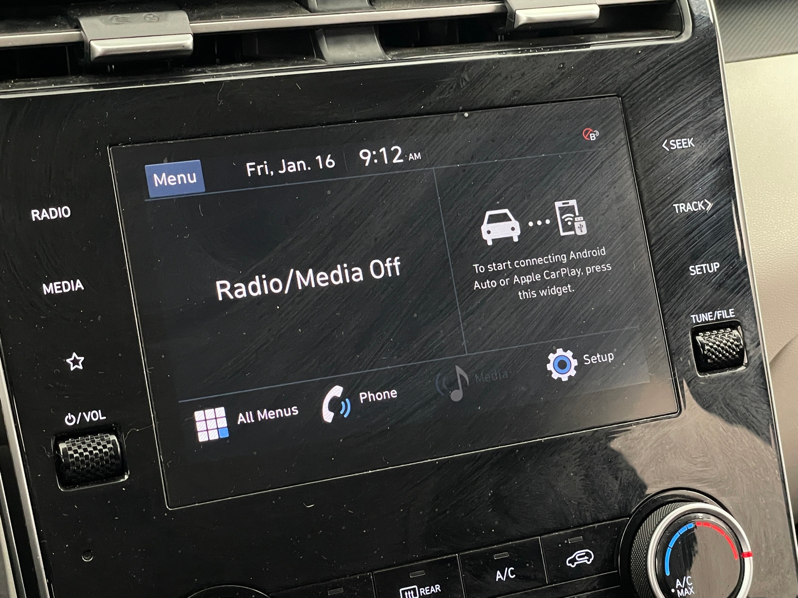 Thumbnail: 2023 Hyundai Tucson - 4