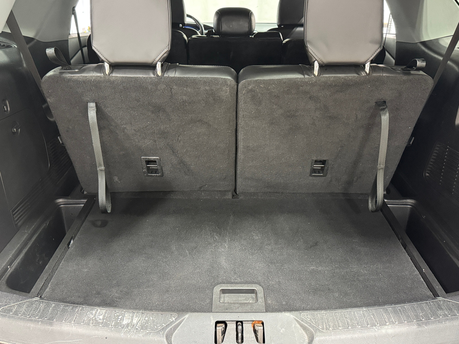 Thumbnail: 2021 Ford Explorer - 6