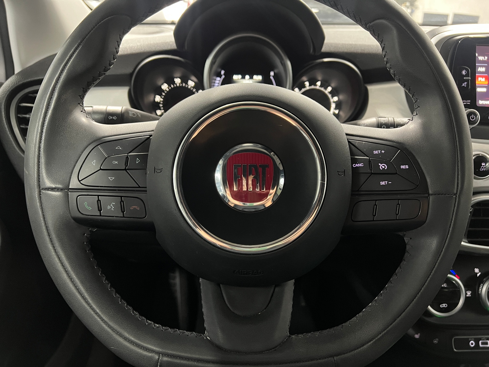 Thumbnail: 2017 Fiat 500X - 5