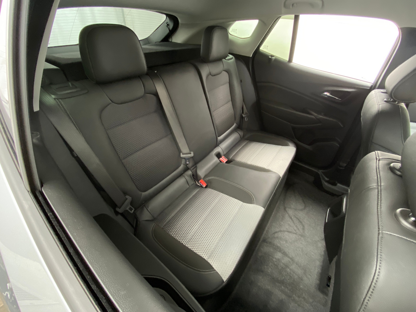 Thumbnail: 2025 Chevrolet Trax - 6