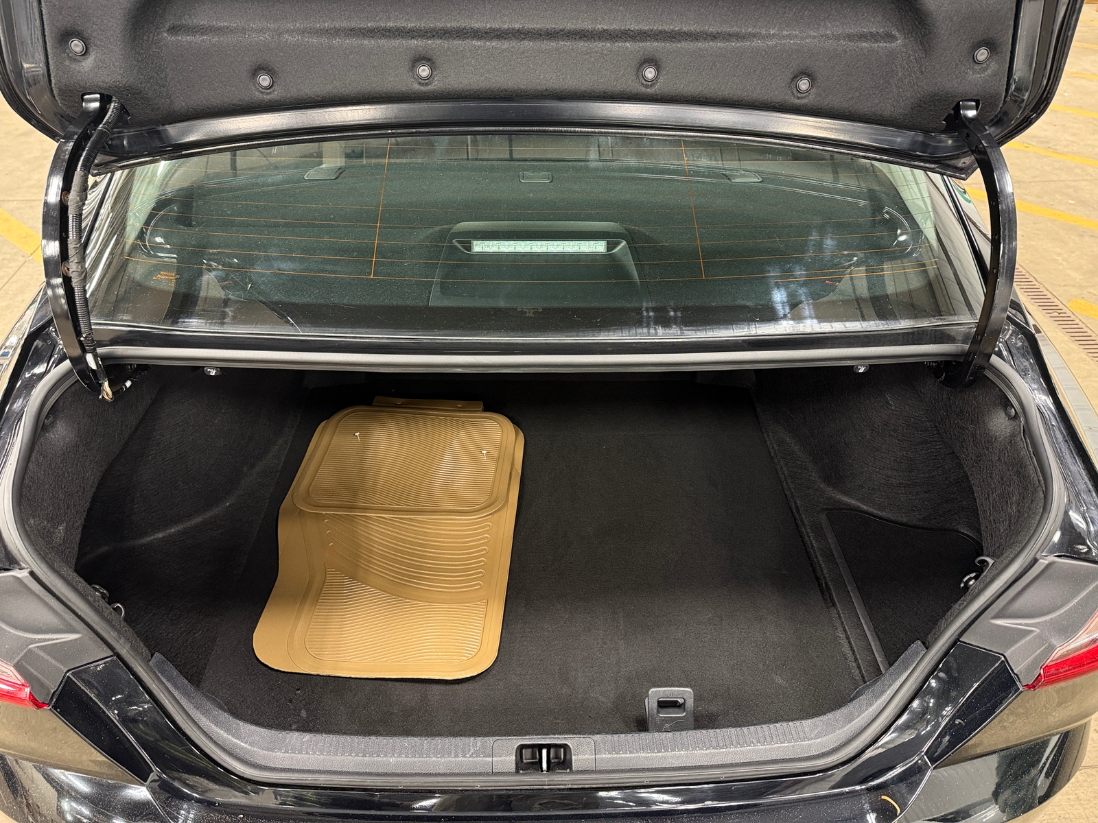 Thumbnail: 2025 Toyota Camry - 7