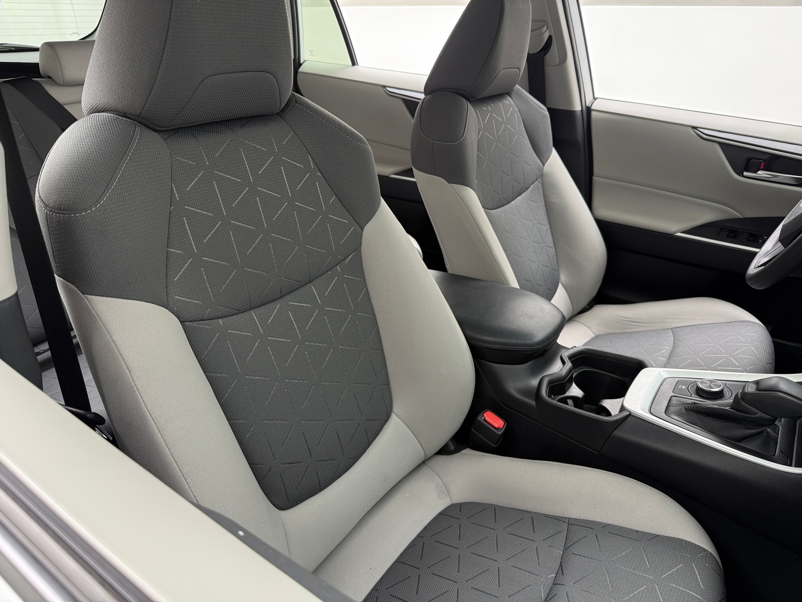 Thumbnail: 2021 Toyota RAV4 - 2