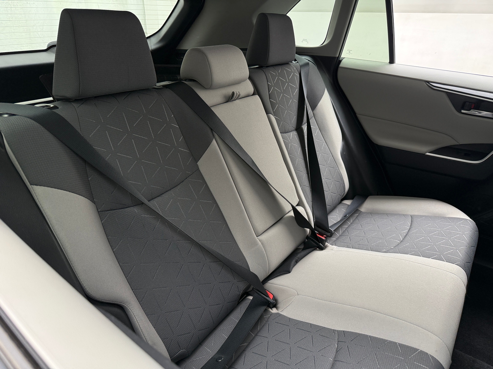 Thumbnail: 2021 Toyota RAV4 - 6