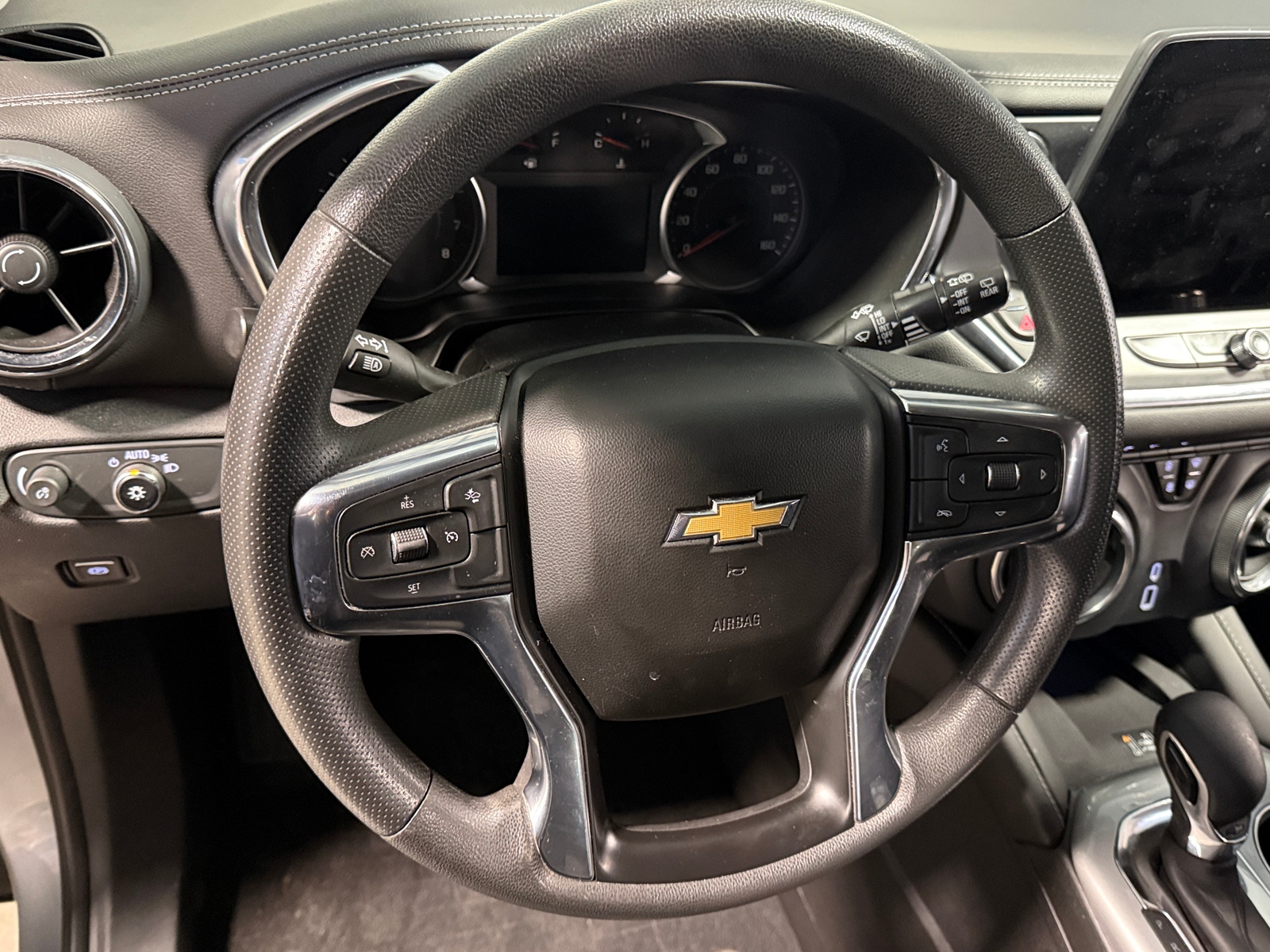 Thumbnail: 2023 Chevrolet Blazer - 5