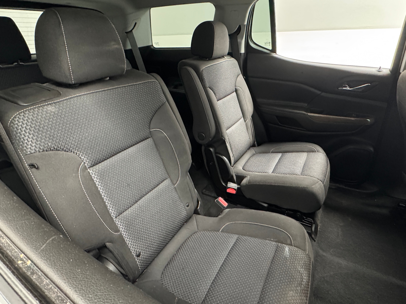 Thumbnail: 2023 GMC Acadia - 6