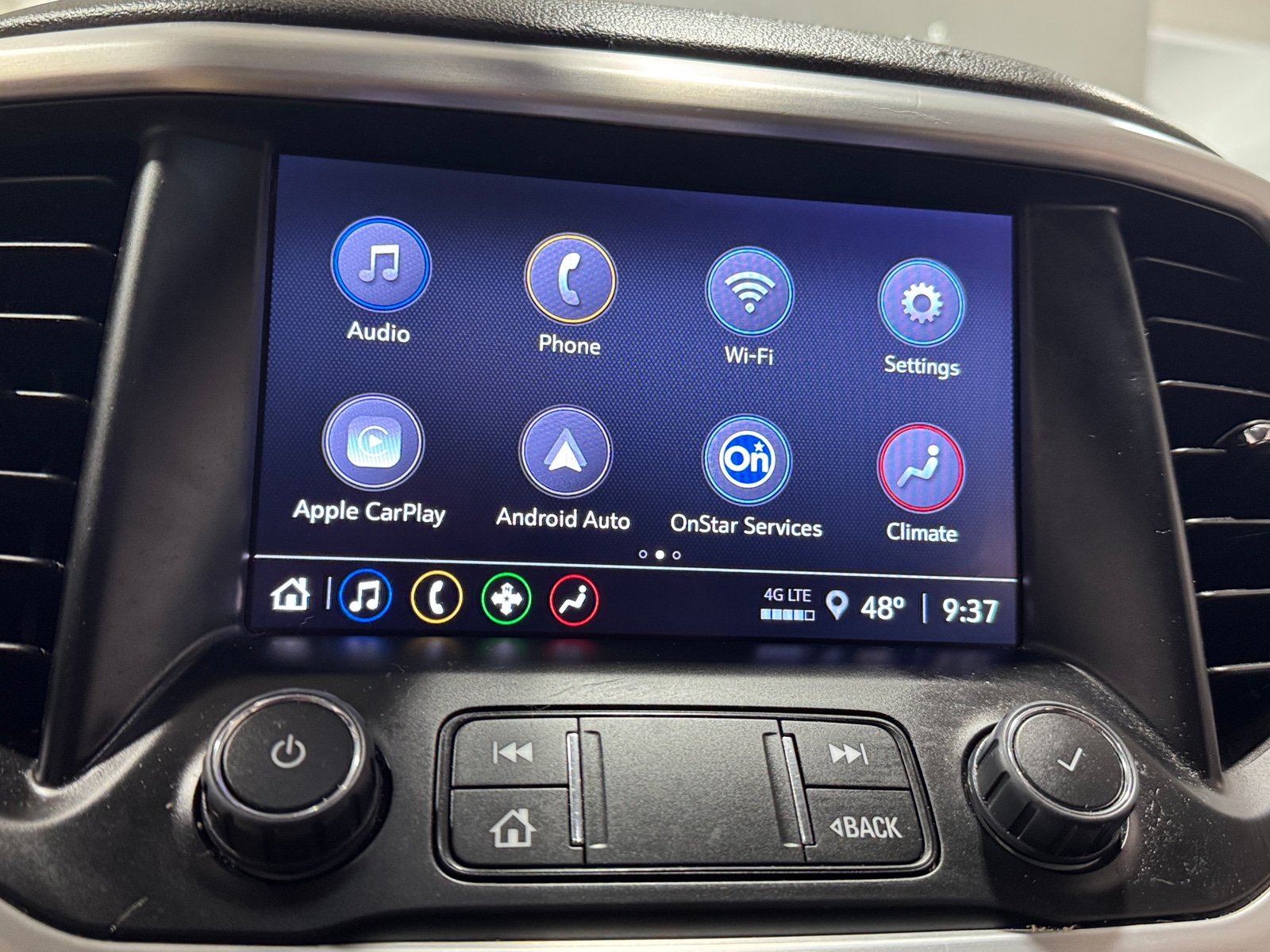 Thumbnail: 2023 GMC Acadia - 4