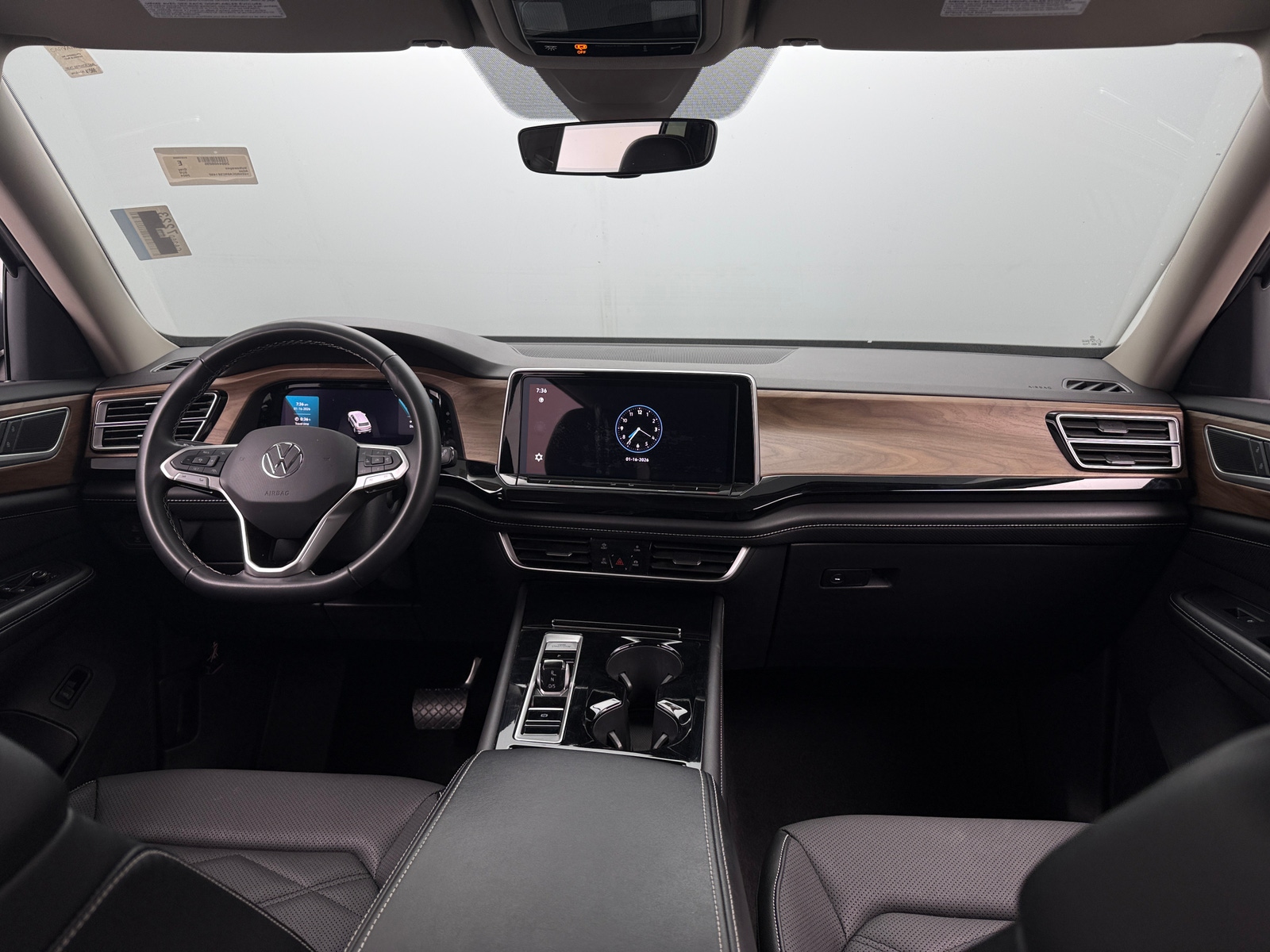 Thumbnail: 2024 Volkswagen Atlas - 2