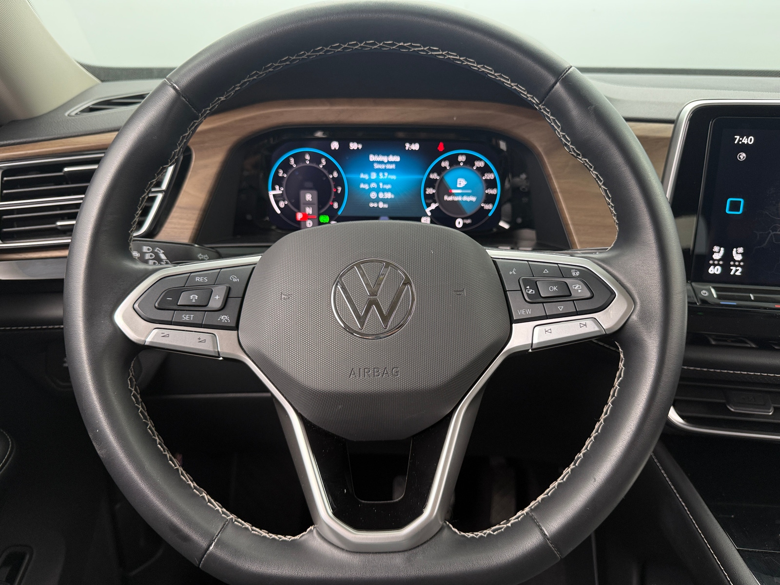 Thumbnail: 2024 Volkswagen Atlas - 4