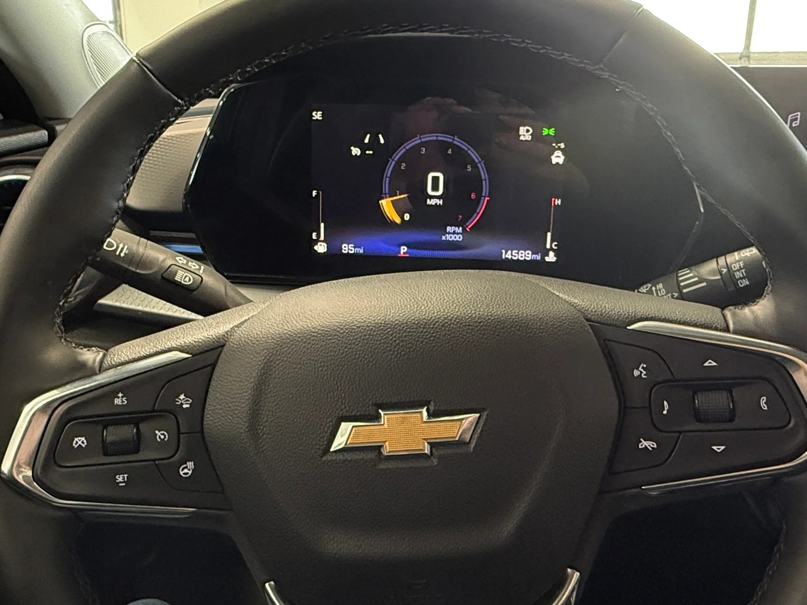 Thumbnail: 2025 Chevrolet Trax - 5