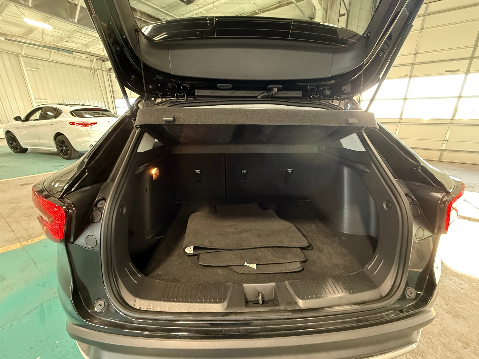 Thumbnail: 2025 Chevrolet Trax - 7