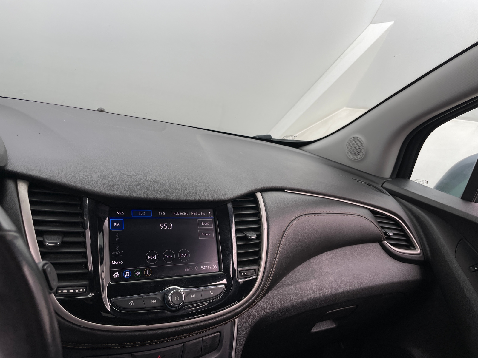 Thumbnail: 2020 Chevrolet Trax - 4