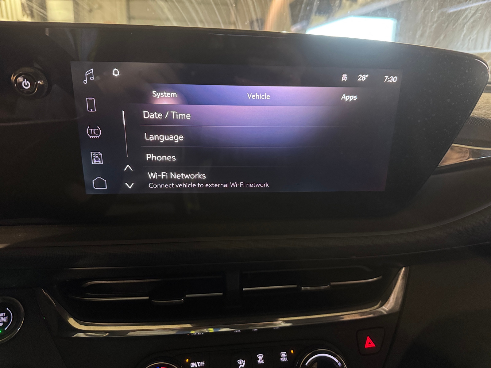 Thumbnail: 2025 Buick Envista - 4