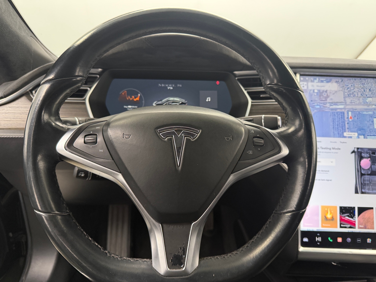 Thumbnail: 2016 Tesla Model S - 4